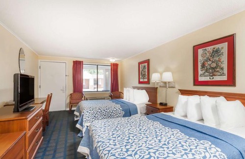 Dover Hotel | Days Inn by Wyndham Dover Downtown