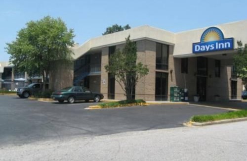 Easley Hotel | Days Inn by Wyndham Easley West of Greenville/Clemson Area