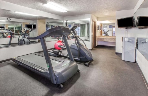 El Reno Hotel | Days Inn by Wyndham El Reno