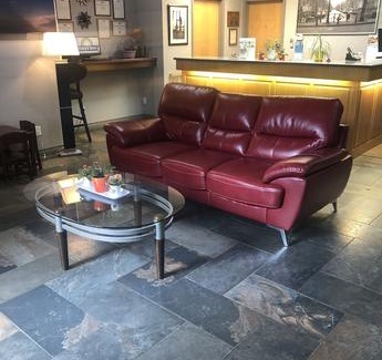 Hinton Hotel | Days Inn by Wyndham Hinton