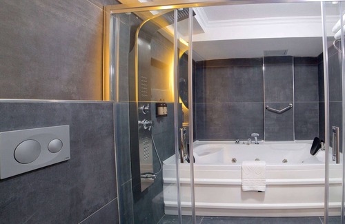 Arnavutkoy Hotel | Days Inn by Wyndham Istanbul Arnavutkoy