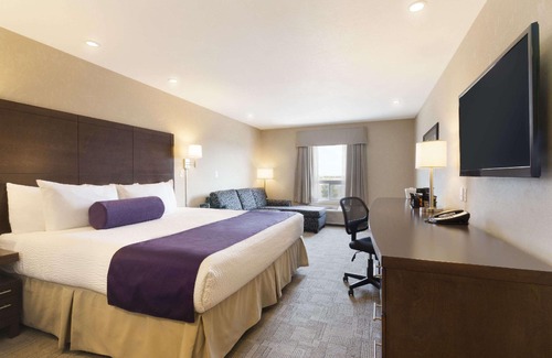Medicine Hat Hotel | Days Inn by Wyndham Medicine Hat