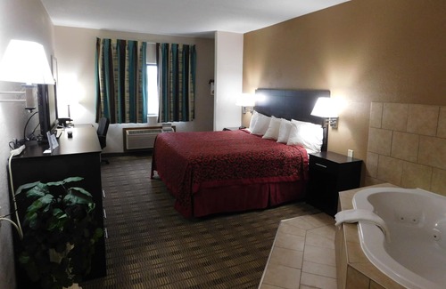 Mankato Hotel | Days Inn by Wyndham Mankato