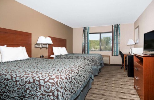 Mankato Hotel | Days Inn by Wyndham Mankato