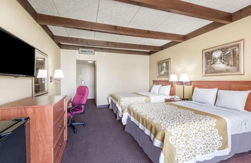 Niles Hotel | Days Inn by Wyndham Niles
