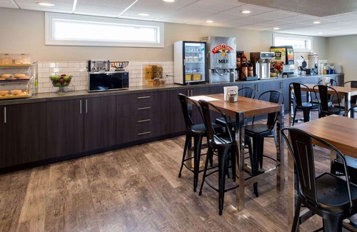 Pierre Hotel | Days Inn by Wyndham Pierre