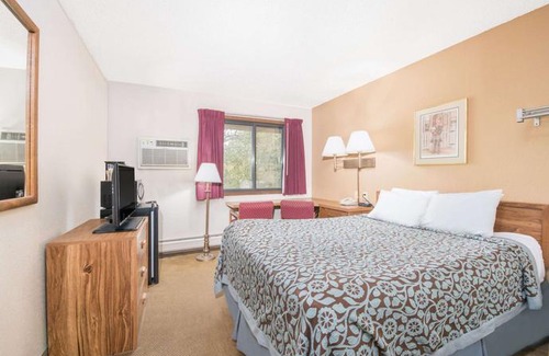 Renner Hotel | Days Inn by Wyndham Sioux Falls Airport