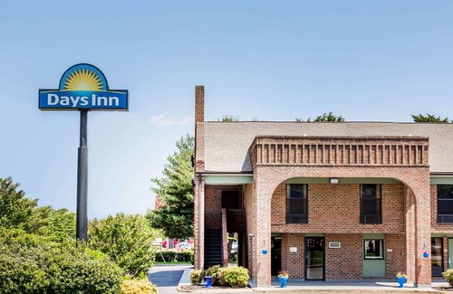 Tappahannock Hotel | Days Inn by Wyndham Tappahannock