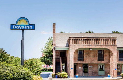 Tappahannock Hotel | Days Inn by Wyndham Tappahannock
