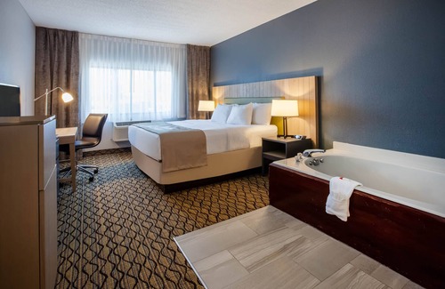 Rochester Hills Hotel | Days Inn & Suites by Wyndham Rochester Hills MI