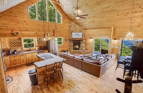 Waynesville Cabin | Daze Off | Luxe Log Cabin w/Hot Tub, Views, Games + Biltmore Pass