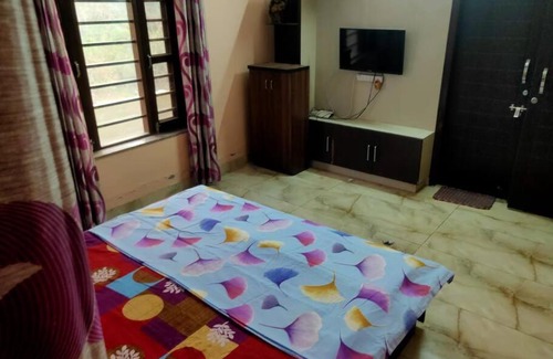 Dehradun Apartment | DDN-3BHK King Size Villa Near Airport Dehradoon