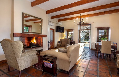 Stellenbosch Central Bed & Breakfast | De Hoek Manor