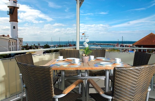 Insel Poel Apartment | Apt. RINGEL ROBBE - dream apartment with harbor views!