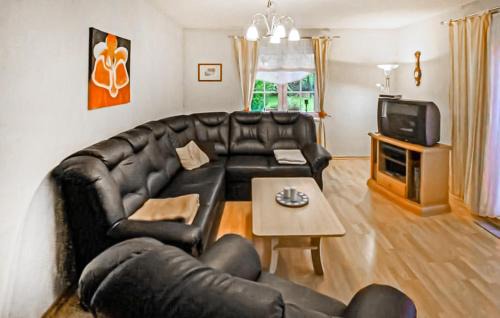 Mecklenburgische Kleinseenplatte Apartment | Ferienwohnung Zirtow