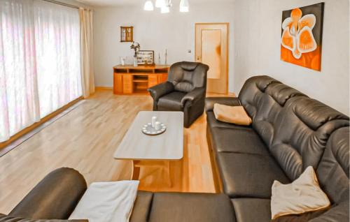 Mecklenburgische Kleinseenplatte Apartment | Ferienwohnung Zirtow