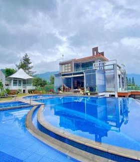 Cisarua Hotel | De Pointé Resort & Resto