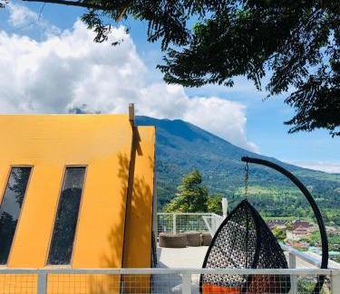 Cisarua Hotel | De Pointé Resort & Resto