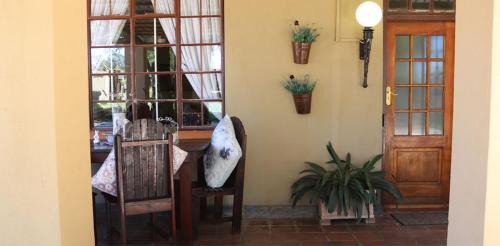 Bloemfontein House | De Stallen Guest Villas and Golf Course