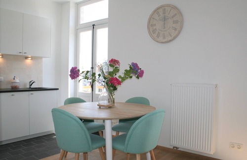 De Haan Apartment | De Torre 2 - luxury 1-bedroom apartment in iconic building