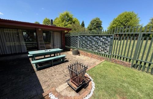 Dullstroom House | De Trout Huis Guesthouse