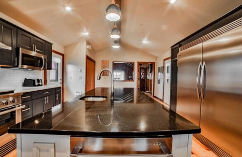 Deadwood Apartment | Deadwood SD 11k sq ft 9 Bd Suites 11 Ba Sleeps 35+