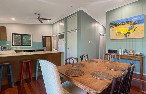 Arcadia House | Deb's Shed, Magnetic Island