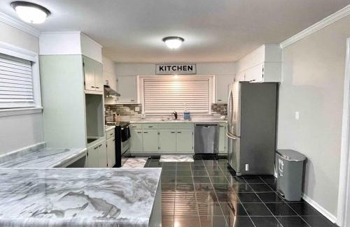 Decatur House | Decatur Home - Chic Comfort Family & Fun