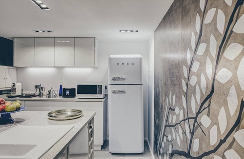 Misericordia Apartment | Deco Gem in Bica - Two Bedroom Apartment, Sleeps 4
