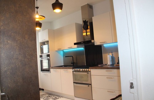 Les Arcs-sur-Argens House | Decorator's house in the Var with garden terrace and barbecue