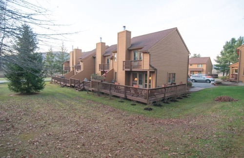 Davis Condo | Deerfield Village 135