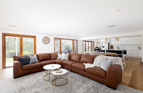 One Mile House | Deja Blue Anna Bay