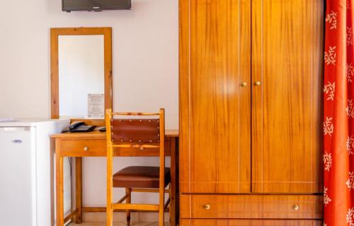 Chrisi Akti Hotel | Delfini Hotel