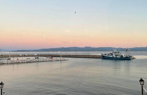 Platania Apartment | Delfinia Studios