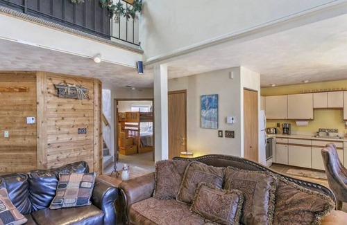 Seven Springs House | Delightful 2 Level Home at 7 Springs Resort