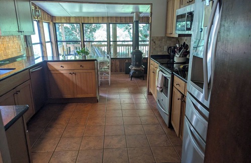 Picayune House | Delightful 4-BR with pond, deck, spacious yards in Picayune