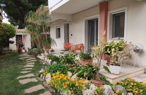 Province of Cagliari Apartment | Delightful apartment just a few minutes walk from the Beach