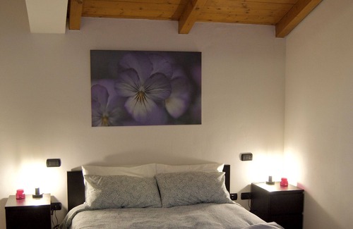 Old Town Apartment | Delightful attic in the heart of Modena, perfect for couples and workers