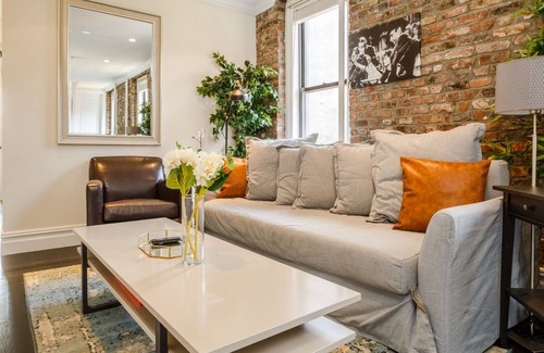East Village House | Delightful & Bright East Village 2 Bedroom Flat