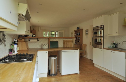 Studland Cottage | Delightful Cottage In Quiet Location, Close To The Beach And Country Walks