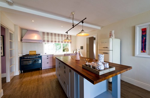 Ardmore Condo | Delightful four bedroom cottage with incredible views over Ardmore Bay below