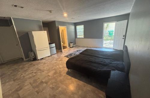 Lithonia Apartment | Delightful Studio, 15 mins to Downtown Atlanta