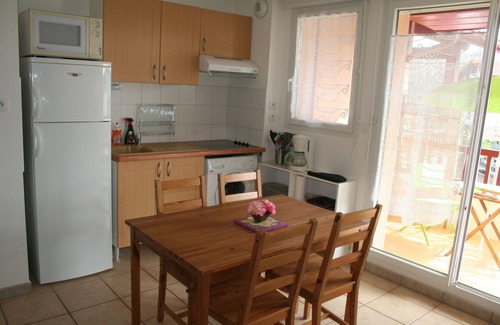 Cambo-les-Bains Apartment | Delightful T2 south terrace, res standing, swimming pool, wifi