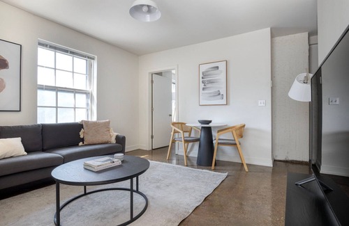 Uptown Apartment | Delightful Uptown 1BR w/ Indoor Pool, 2 Blocks to Beach, by Blueground