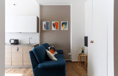 Ponte Seveso Apartment | Della Corte House – Spacious Apartment Near Milano Centrale Station