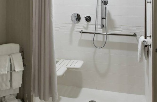 Utica Hotel | Delta Hotels by Marriott Utica