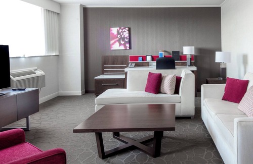 Moncton Hotel | Delta Hotels by Marriott Beausejour