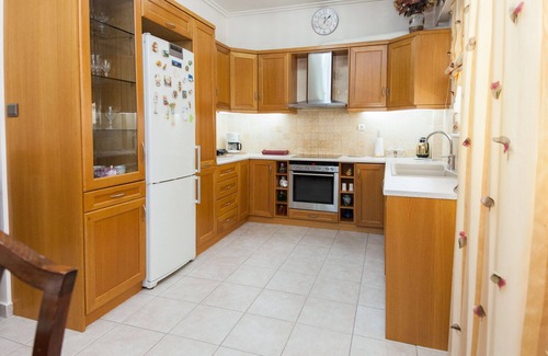 Petroupoli Apartment | Deluxe 2 Bedroom apt in Petroupoli