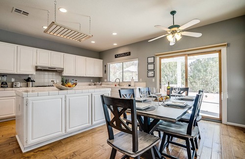 Green Valley North House | Deluxe 4 Bed/3 Bath with Heated Pool close to the strip