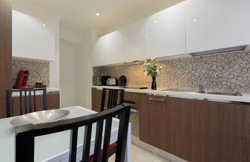 Gare Apartment | Deluxe Apartment, 2 Bedrooms, Balcony